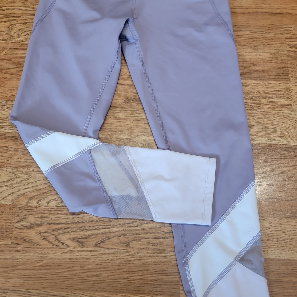 Womens Lavender and White Leggings
